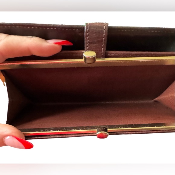 Coach Vintage Kisslock Mahogany Leather Wallet - Picture 5 of 14